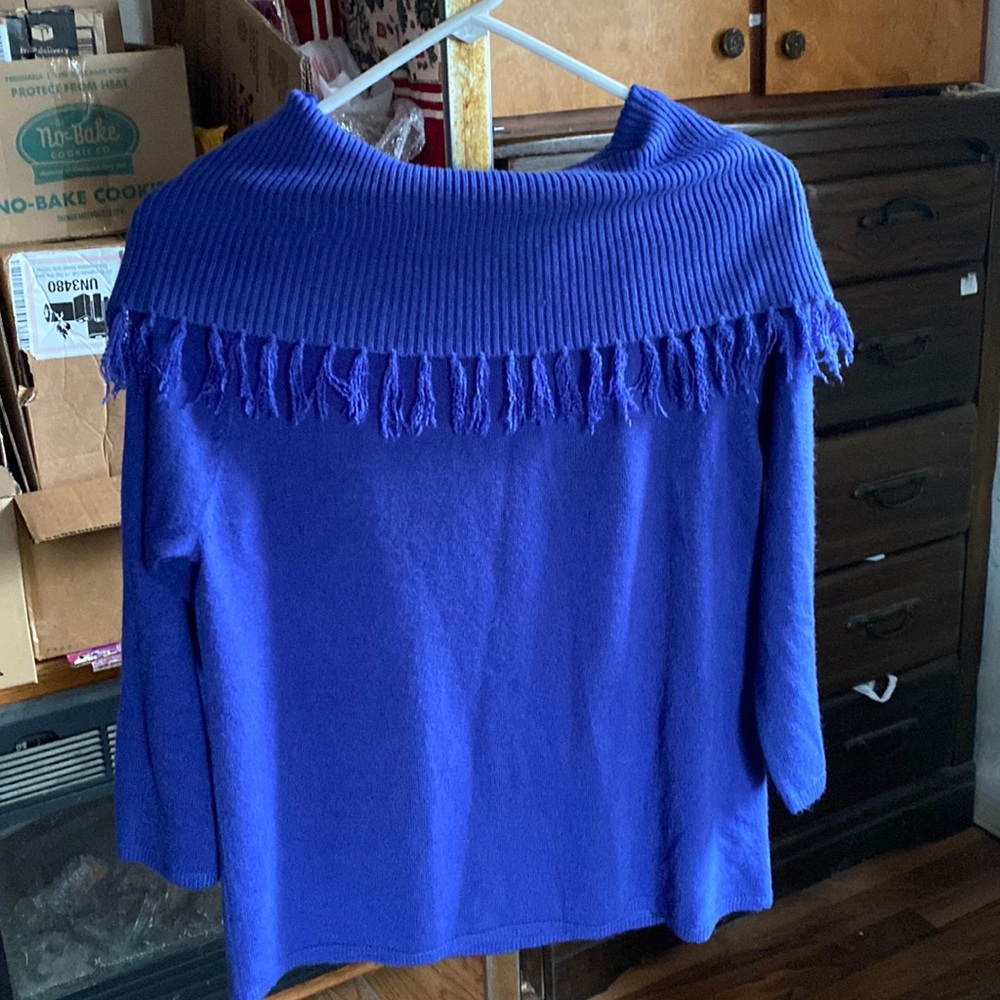 Women sweater
